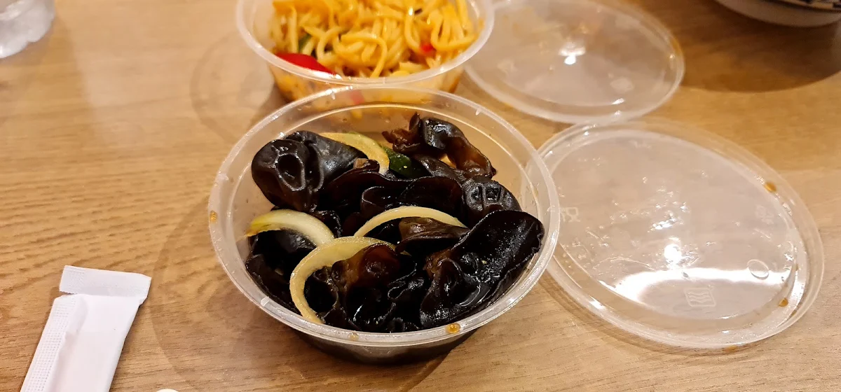 onion fungus 凉拌木耳, 1919 Lanzhou Beef Noodle (Canberra)